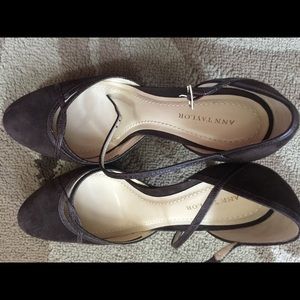 Ann Taylor brown suede heels